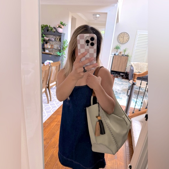 Loz Feliz Large Slouchy Leather Tote in Meadow - Picture 12 of 13